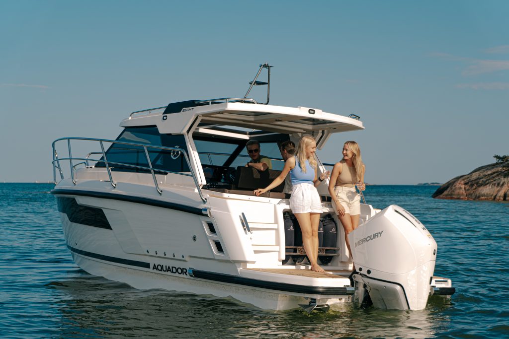Enclosed hardtop cockpit of the Aquador 250 HT with dual sunroofs