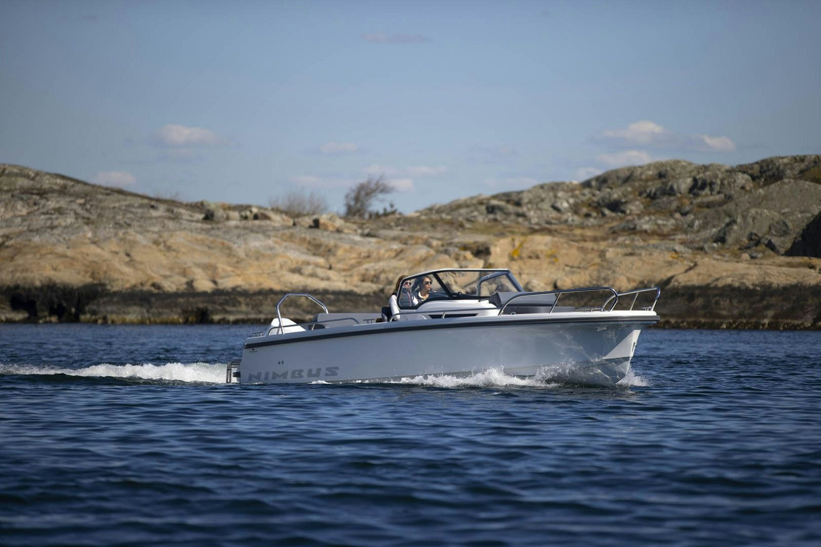 Nimbus T8 Hull 24